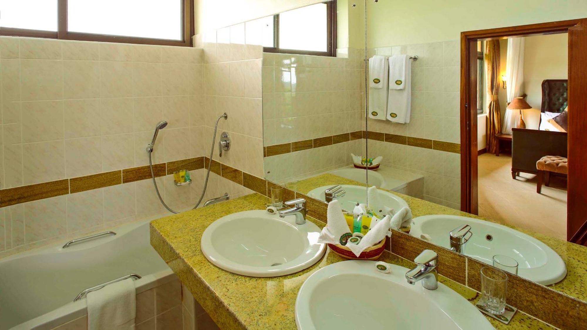 Paraa Safari Lodge Dış mekan fotoğraf